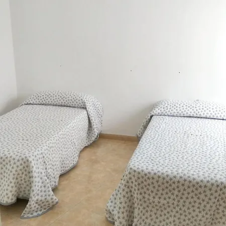Comfortable In With Balcony 아파트 *